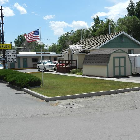 Paintbrush Motel Riverton Exterior foto